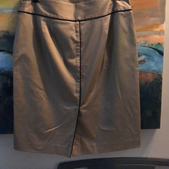 Ann Taylor pencil skirt - Picture 2 of 4